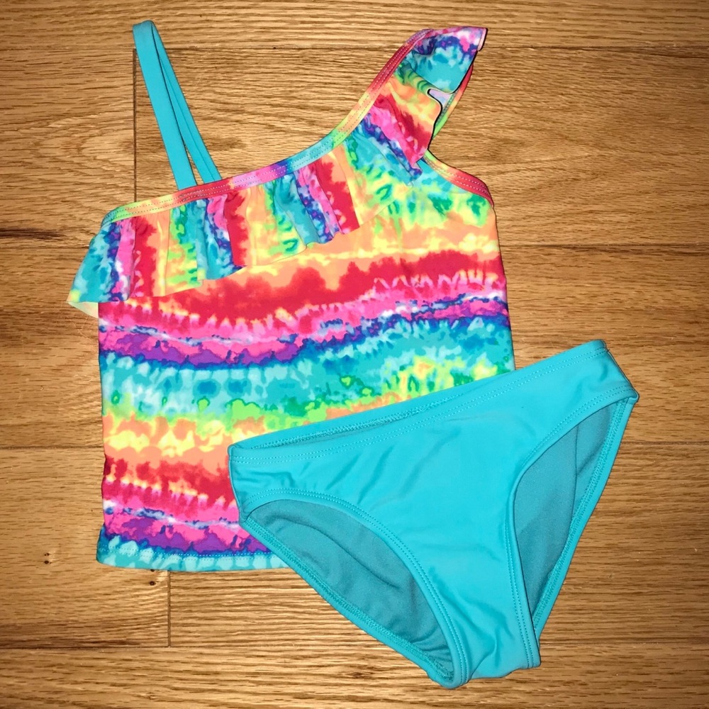 Girls swimwear